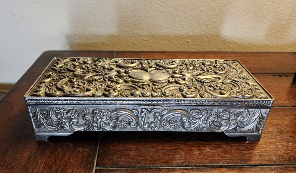 Vintage Godinger Silver Plated Jewelry Box 1992 Baroque Floral Design 9"